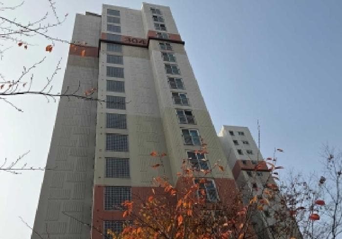 충청남도 아산시 배방읍 장재리 1208 용연마을3단지 304동 7층704호