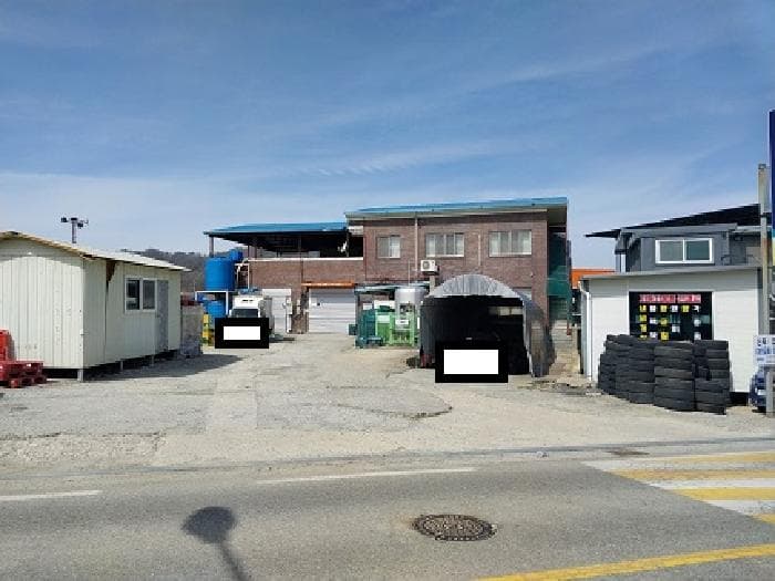 충청남도 공주시 유구읍 중앙1길 11 외 2 필지