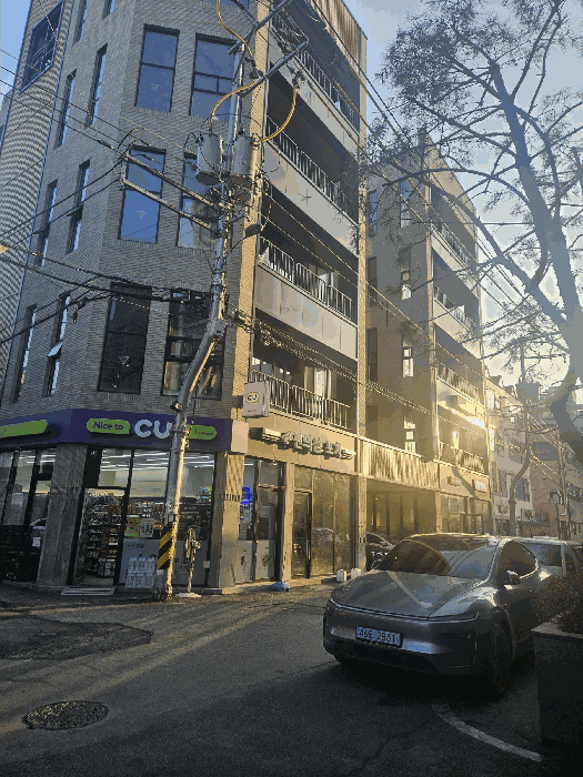 경상북도 경산시 하양읍 금락리 116-213  3층301호