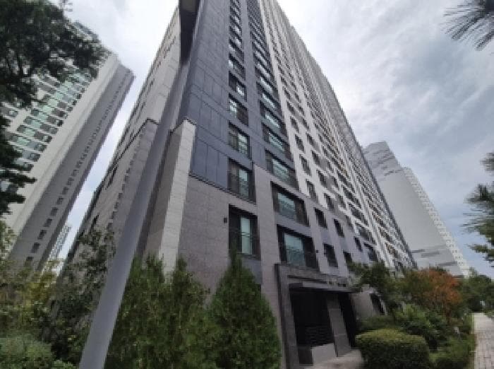 경상북도 포항시 남구 대잠동 1036 포항자이아파트 111동 2층204호