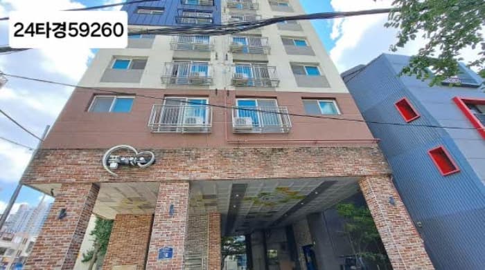 부산광역시 동래구 명륜동 2-30 품에안은  7층702호
