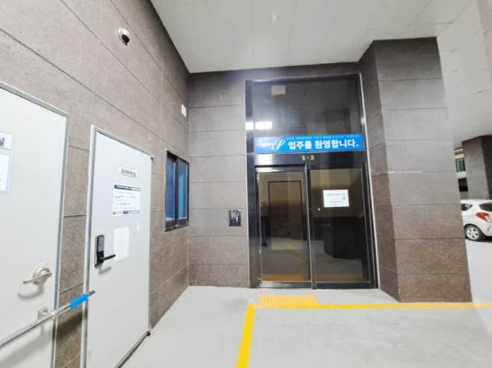 부산광역시 동래구 충렬대로238번가길 49-5, 13층1301호 (낙민동,아델리아)