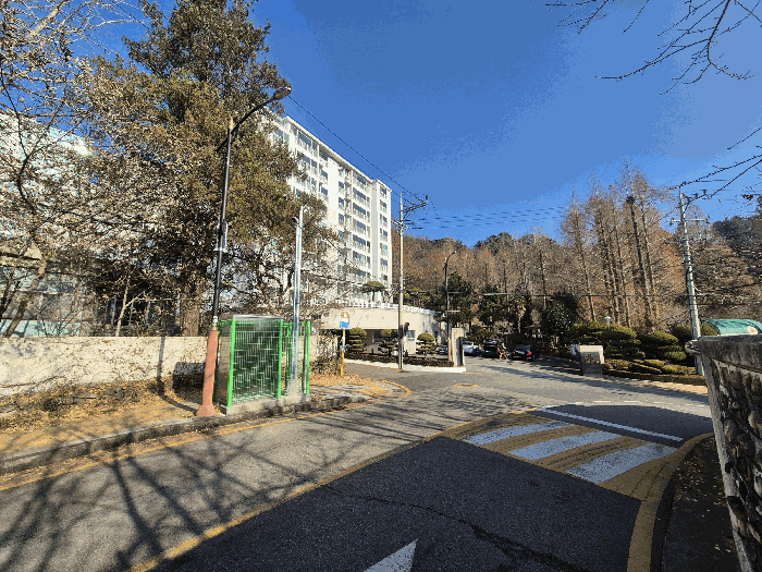 부산광역시 금정구 청룡동 315 로얄팰리스 103동 1층101호