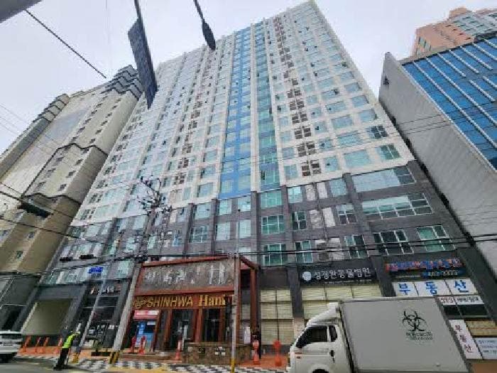부산광역시 동구 초량동 1145-9 신화하니엘 더시티 17층 1705호
