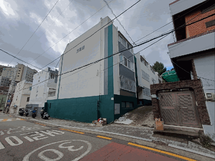 부산광역시 남구 용호동 418-5  2층202호