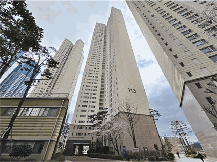 부산광역시 해운대구 재송동 1200 더샾센텀파크1차아파트 113동 12층1202호