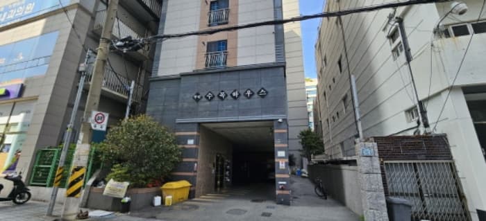 부산광역시 서구 구덕로222번길 5, 8층801호 (부민동1가,부민수목하우스)