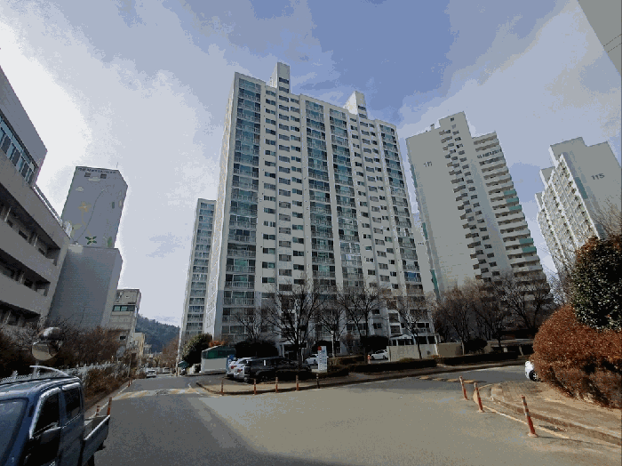 부산광역시 북구 화명동 2322 수정강변타운 110동 17층1703호