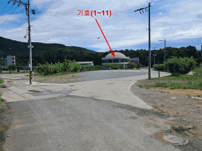 울산광역시 울주군 상북면 송락골1길 28 (주건축물제1동) 외 9 필지