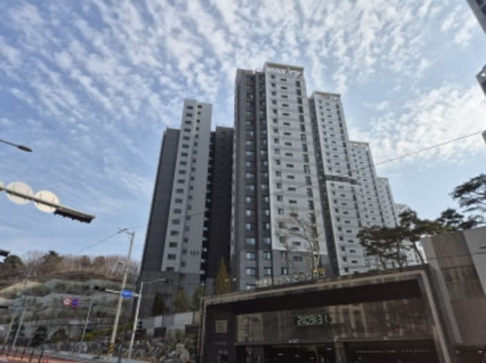 울산광역시 남구 번영로16번길 14, 101동 2층204호 (야음동,번영로하늘채센트럴파크)