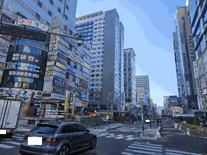 경상남도 창원시 성산구 중앙동 96-1 기산파라다이스빌딩  4층412호 외 1개 호