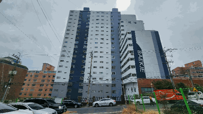 경상남도 김해시 삼정동 76-1 백제삼정데파트 제3층 제303호
