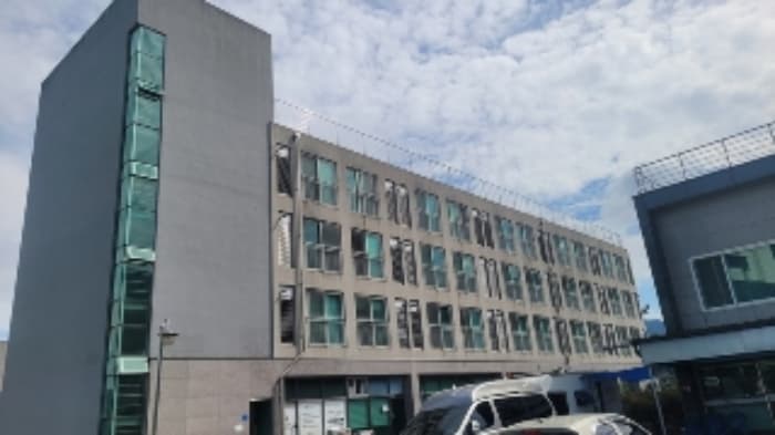 경상남도 함안군 칠원읍 예곡1길 46-17, 107동 2층201호 (새롬파크빌)