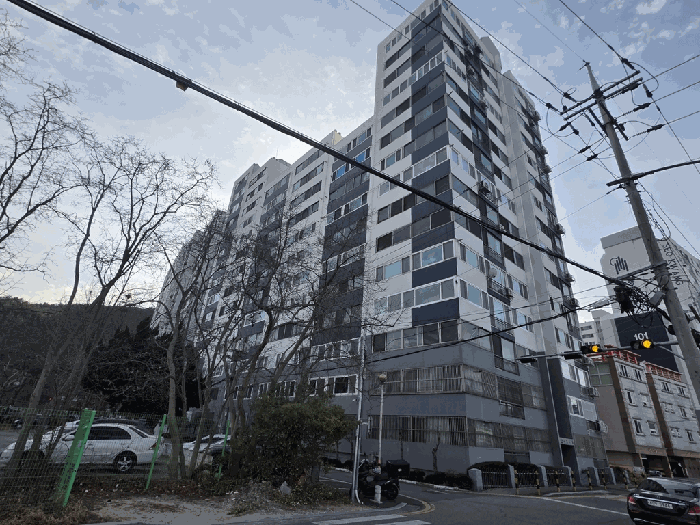 경상남도 창원시 마산회원구 내서읍 호계리 333-1 보라맨션  5층503호
