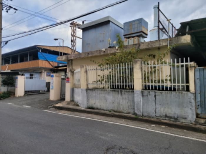 경상남도 진주시 도동로88번길 15 외 1 필지