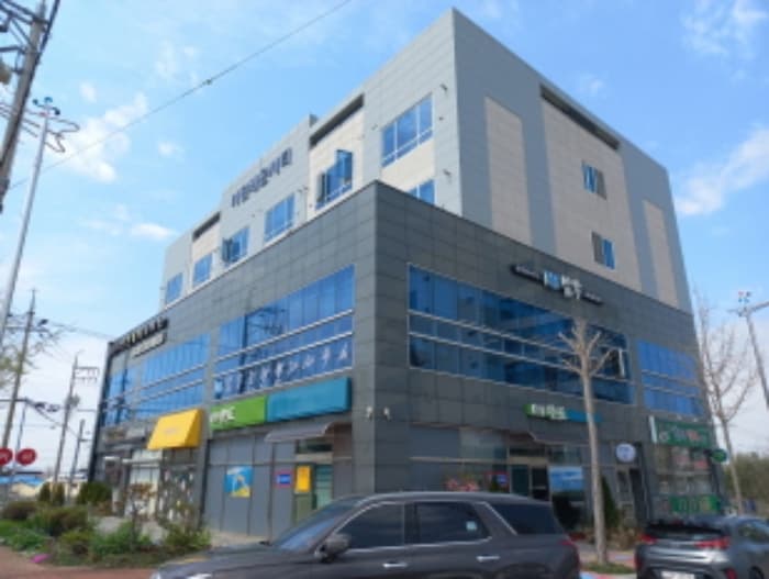 경상남도 사천시 용현면 시청2길 9-5, 1층103호 (서원래온시티) 외 1개 호