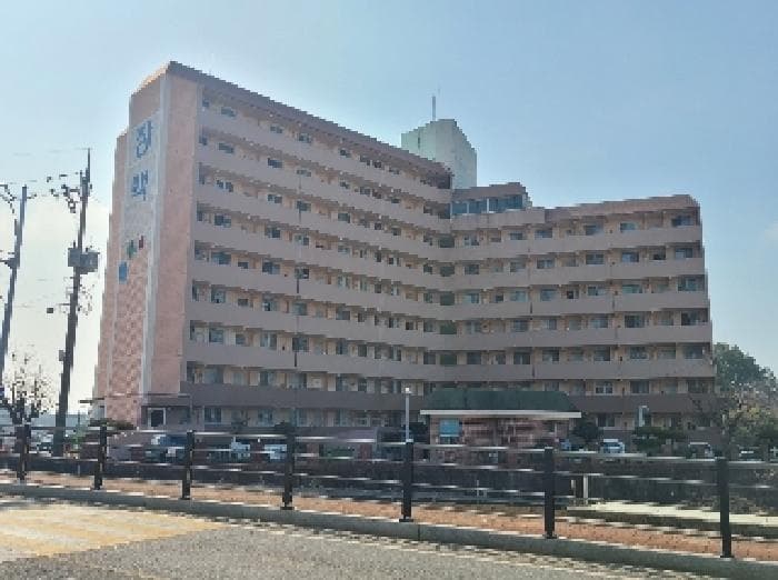 경상남도 거제시 둔덕면 학산리 136 장백하이츠 1동 8층806호