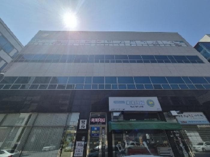 전라남도 나주시 빛가람동 208-6  제2층 제204호