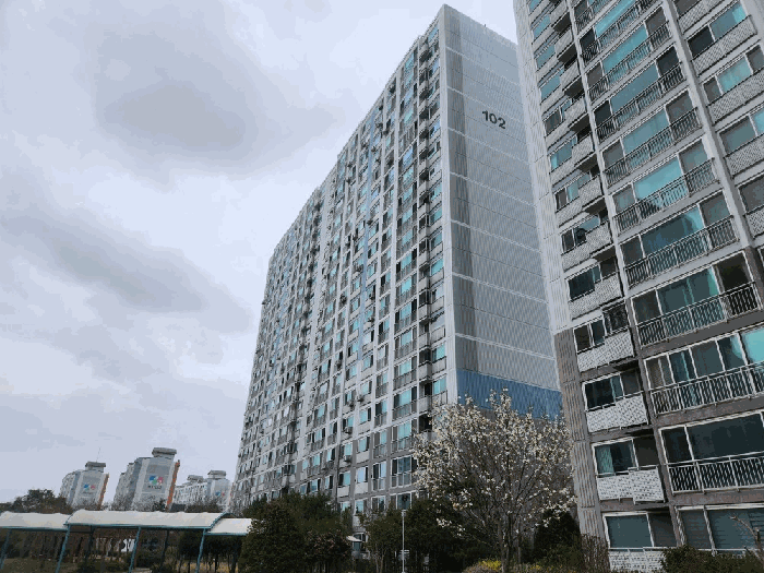 광주광역시 서구 풍암동 664-6 동부센트레빌 102동 1층104호
