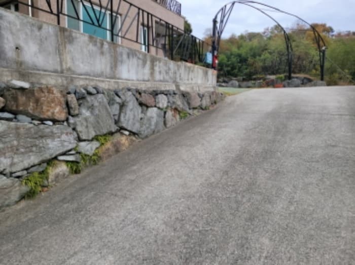 전라남도 순천시 상사면 비촌리 106-22 외 1 필지