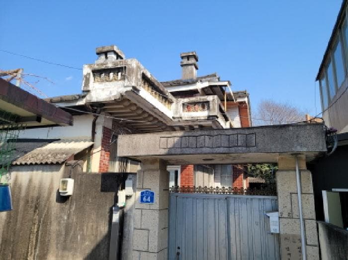 전라남도 광양시 광양읍 인동리 438 외 1개 동