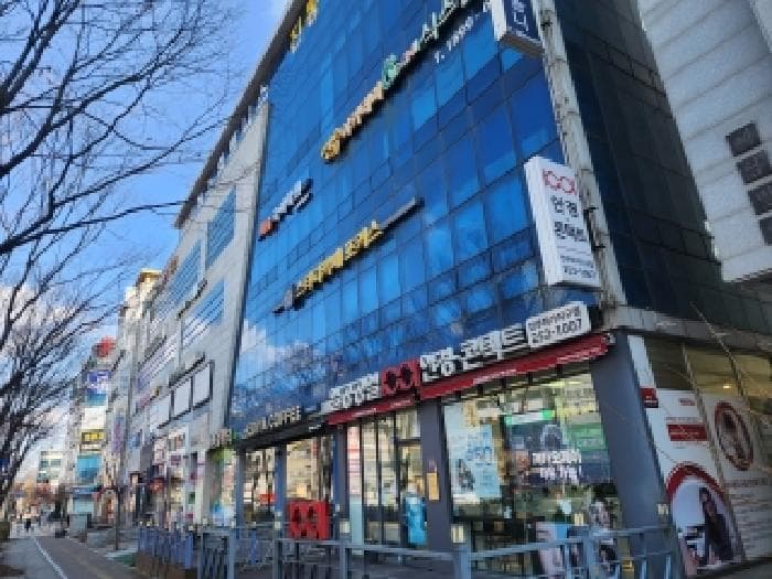 전북특별자치도 전주시 덕진구 덕진동2가 695-2  1층107호 외 1개 호