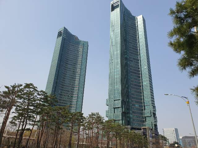 갤러리아포레 - 경매마당 공매정보 '2023-01728-001'의 시세, 권리분석, 상세정보