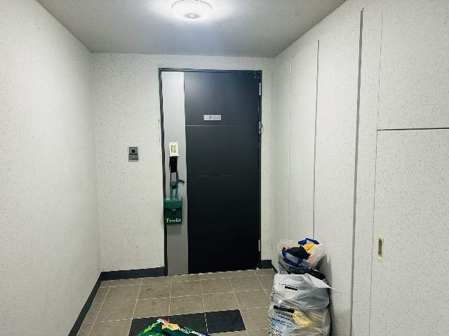 202513629001 6