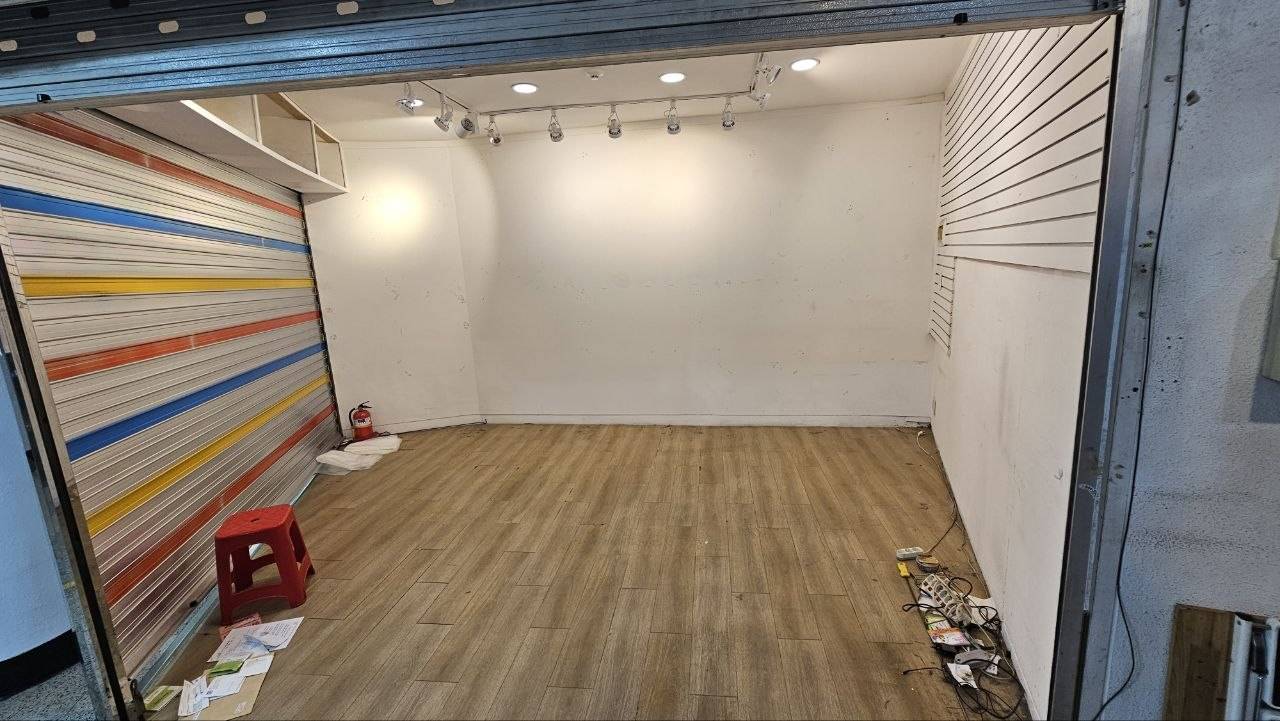 20261000054556 2