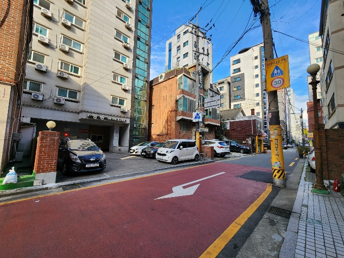 【 접면도로 및 주위환경 】