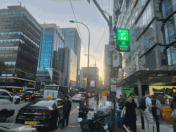 본건 남측 도로