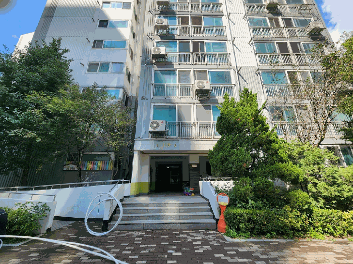 본건 1층 공 동출입구
