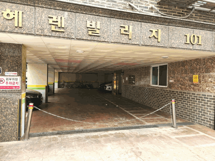 1층 출입구