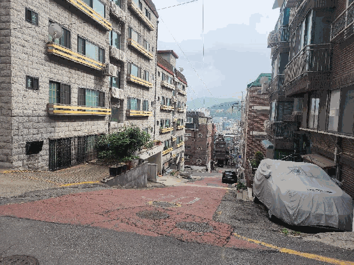 본건 일대 경사지 현황