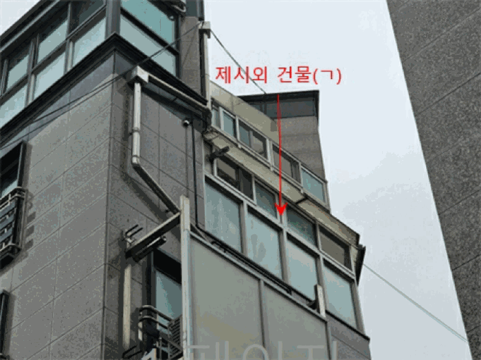 본건 및 제시외 건물(ㄱ)
