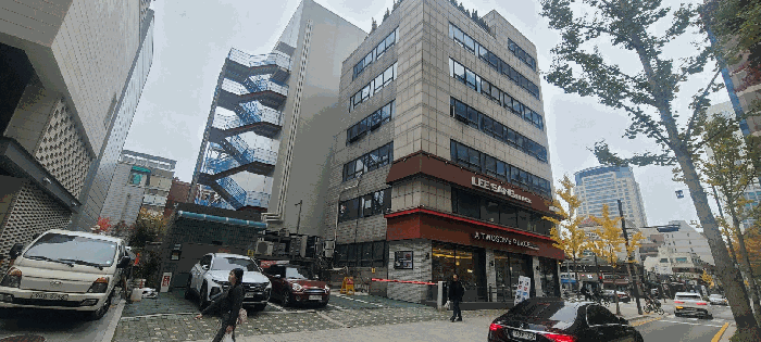 본건 토지건물과 지상주차장