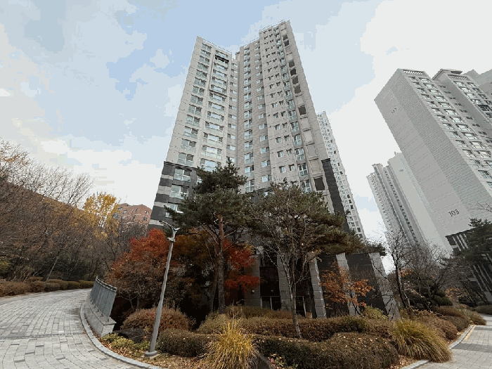본건 소재 건물(제104동) 전경