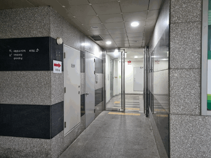 강남푸르지오시티1차 외부출입문