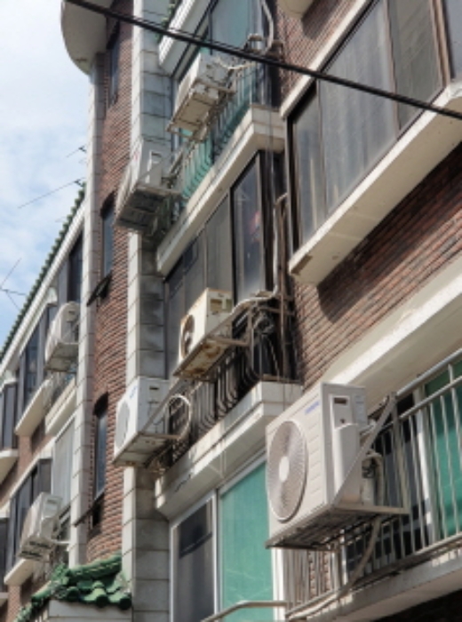 건물 전경