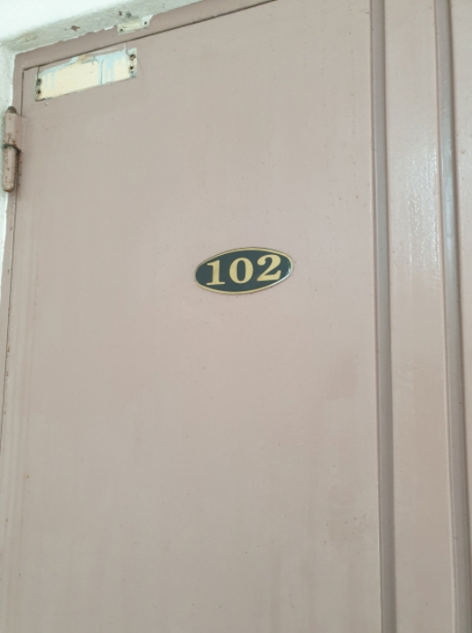 102호