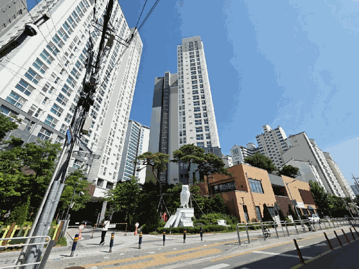 본건 단지 전경 및 주위환경