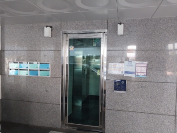 공동출입구