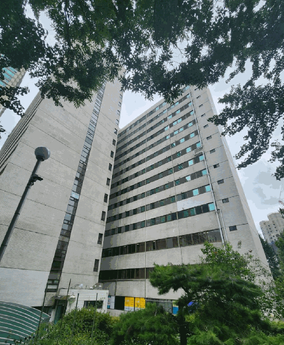 건물 전경