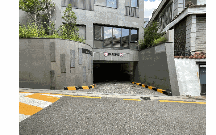 주차장 출입구