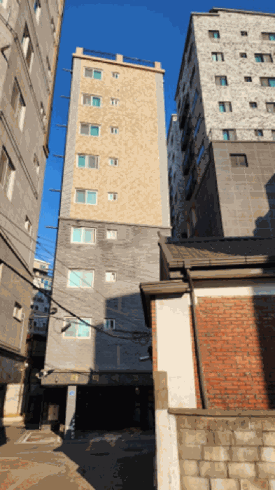 본건 건물 전경