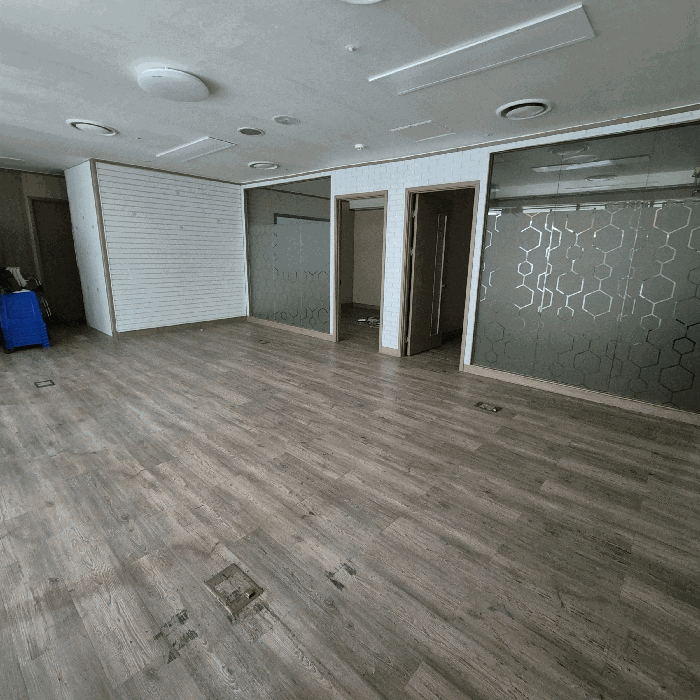 물건기호(2):15A-017호 내부 전경(현재 공실임)