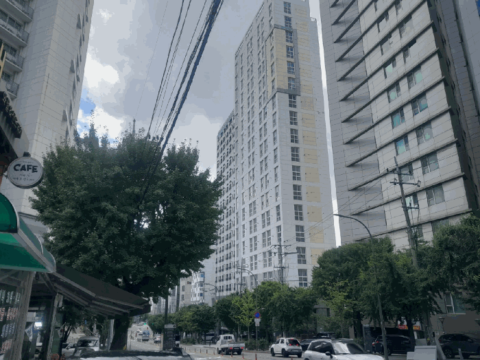 본건 건물 전경