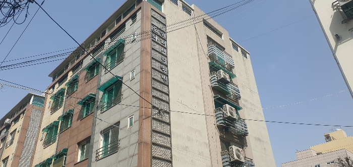 본건이 소재한 건물 전경②