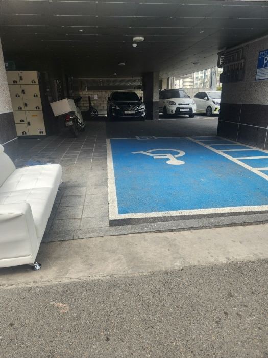본건 주차장
