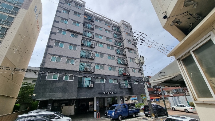 본건 소재 건물